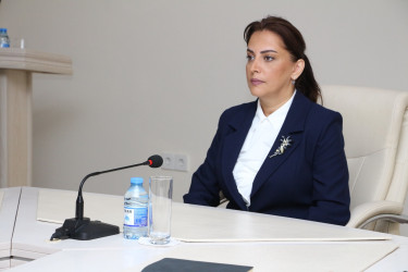 “Şəhərsalma və Memarlıq İli” çərçivəsində Səbail Rayon İcra Hakimiyyətində 18 Oktyabr – Müstəqilliyin Bərpası Gününə həsr olunmuş tədbir keçirilib