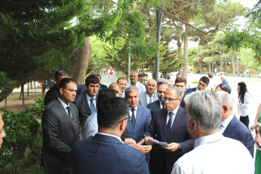 Badamdar qəsəbəsi Heydər Əliyev parkında sakinlərlə görüş keçirilib