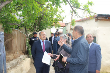 Bibiheybət qəsəbəsində aparılan abadlıq işlərinin ikinci mərhələsi sürətlə davam edir