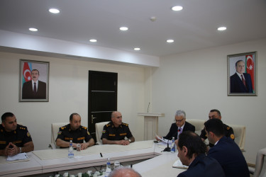 Səbail rayonunda “Su hövzələrində insanların təhlükəsizliyinin təmin edilməsi” mövzusunda müşavirə keçirilib