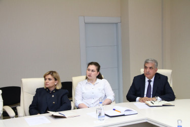 Səbail Rayon İcra Hakimiyyətində “Dövlət orqanlarında inzibati vəzifələrin tutulması şərtləri və qaydaları” mövzusunda təlim keçirilmişdir