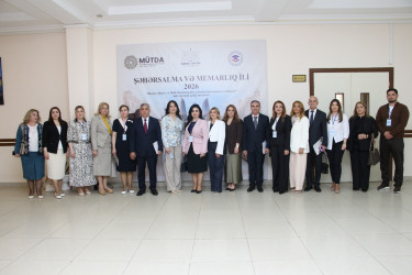 Səbail rayonunda “Heydər Əliyev və Milli Memarlıq Dəyərlərinin Qorunması və İnkişafı” mövzusunda panel müzakirə keçirilmişdir