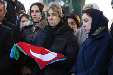 Birinci Qarabağ müharibəsində itkin düşmüş şəhid Elçin Quliyevlə vida mərasimi keçirilib