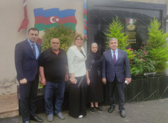 Səbail rayonunda Vətən müharibəsi şəhidlərinin ailə üzvləri Qurban bayramı münasibətilə ziyarət olundu