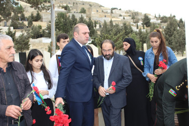 Əli Tağıyevin Vətən müharibəsində şəhid olmasının ildönümü münasibətilə məzarı ziyarət olundu