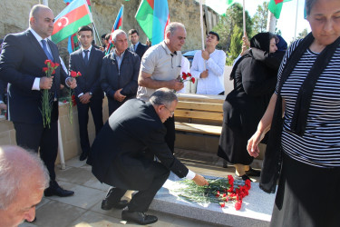 Anım Günü ilə əlaqədar Vətən müharibəsi şəhidlərinin məzarları ziyarət olunub