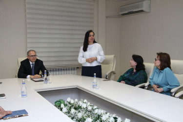 Səbail Rayon İcra Hakimiyyətində Nizami Kino Mərkəzinin direktor müavini Azru Əhədova ilə yubileyi münasibətilə görüş keçirilmişdir