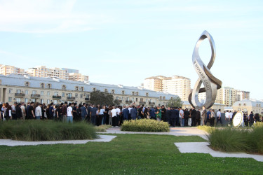 27 sentyabr - Anım Günü ilə əlaqədar Zəfər parkı ziyarət olundu