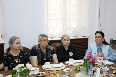 Səbaildə Vətən müharibəsi şəhidlərinin ailə üzvləri ilə görüş keçirilib