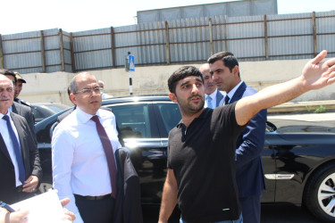 Rayon İcra Hakimiyyətinin başçısı Gülbala Əliyev küçəsində görülmüş işlərlə tanış olmuşdur
