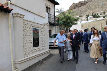 Bibiheybət qəsəbəsi, Namiq Quliyev küçəsində aparılan abadlıq və yenidənqurma işləri sürətlə davam edir