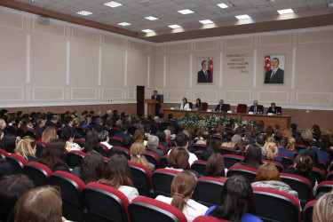 Səbail Rayon İcra Hakimiyyətində Ümummilli Lider Heydər Əliyevin anadan olmasının 103-cü ildönümü həsr olunmuş tədbir keçirilmişdir