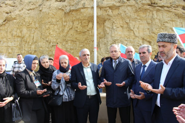 Şəhid Nicat Şükürlünün doğum günü ilə bağlı məzarı ziyarət olundu