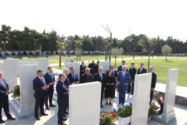 27 sentyabr - Anım Gününün ildönümü ilə əlaqədar Hərbi Memorial Məzarlıq ziyarət olundu