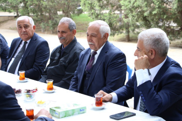 Badamdar qəsəbəsi Heydər Əliyev parkında sakinlərlə görüş keçirilmişdir