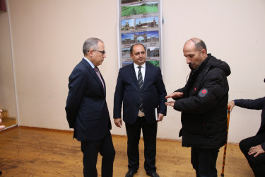 Rayon İcra Hakimiyyətinin başçısı Bayıl yaşayış massivində sakinlərlə səyyar qəbul keçirmişdir