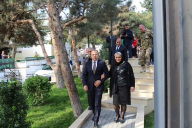 Bayıl yaşayış massivi, İbrahim Məmmədov küçəsində yerləşən park yenidənqurmadan sonra sakinlərin istifadəsinə verildi