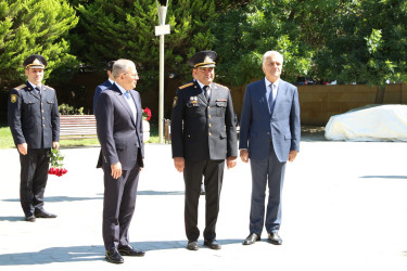 Səbail rayonunda 2 İyul - Azərbaycan Polisi Günü ilə əlaqədar Ümummilli Lider Heydər Əliyevin xatirəsi anılıb