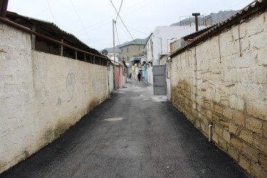 20-ci sahə yaşayış massivi, Salyan yolu küçəsinə yeni asfalt örtüyünün salınması işləri davam etdirilir