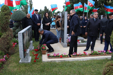 Səbail rayonunda 27 sentyabr – Anım Gününün beşinci ildönümü ilə əlaqədar şəhidlərin məzarları ziyarət olundu