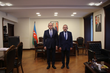 Rayon İcra Hakimiyyətinin başçısı Vətən müharibəsi şəhidi Məmmədağa Səfərovun atası ilə görüş keçirib