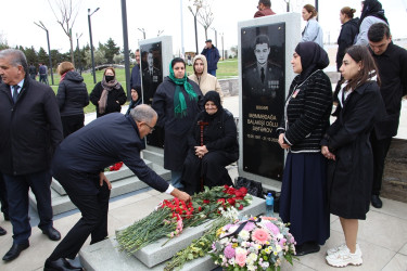 27 sentyabr - Anım Gününün beşinci ildönümü ilə əlaqədar Hərbi Memorial Məzarlıq ziyarət olundu