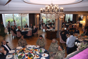 Səbail rayonunda Ümummilli Liderin anım günü ilə əlaqədar ehsan süfrəsi təşkil olunub