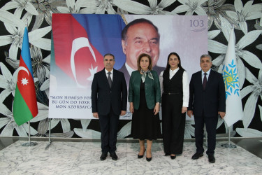 Beynəlxalq Muğam Mərkəzində Ümummilli Lider Heydər Əliyevin anadan olmasının 103-cü ildönümünə həsr olunmuş tədbir keçirilmişdir