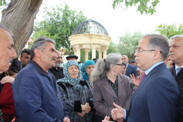 Səbail Rayon İcra Hakimiyyətinin başçısı Bibiheybət qəsəbəsində sakinlərlə növbəti dəfə görüşmüşdür