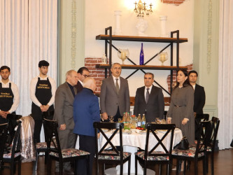 YAP Səbail rayon təşkilatı Ramazan ayı münasibətilə iftar süfrəsi təşkil etmişdir