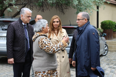 Bibiheybət qəsəbəsində aparılan abadlıq və yenidənqurma işlərinə baxış keçirilmiş, sakinlərin müraciətiləri yerində araşdırılmışdır