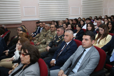 Səbail Rayon İcra Hakimiyyətində Ümummilli Lider Heydər Əliyevin anadan olmasının 103-cü ildönümü həsr olunmuş tədbir keçirilmişdir