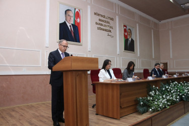 Səbail Rayon İcra Hakimiyyətində Ümummilli Lider Heydər Əliyevin anadan olmasının 103-cü ildönümü həsr olunmuş tədbir keçirilmişdir