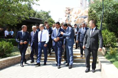Rayon İcra Hakimiyyətinin başçısı tərəfindən “Fəhlə əlləri” parkına baxış keçirilib