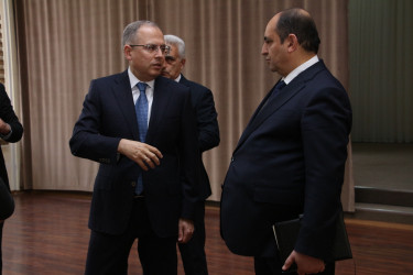 Rayon İcra Hakimiyyətinin başçısı Bayıl yaşayış massivində sakinlərlə səyyar qəbul keçirmişdir