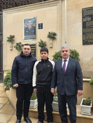 Şəhidlərin ailə üzvləri 31 dekabr - Dünya Azərbaycanlılarının Həmrəylik Günü və Yeni il münasibətilə ziyarət olunub