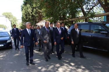 Rayon İcra Hakimiyyətinin başçısı 20-ci sahə yaşayış massivində sakinlərin müraciətlərini dinləmiş və əraziyə baxış keçirmişdir