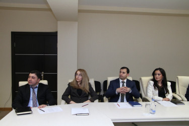 Səbail Rayon İcra Hakimiyyətində “Dövlət orqanlarında inzibati vəzifələrin tutulması şərtləri və qaydaları” mövzusunda təlim keçirilmişdir