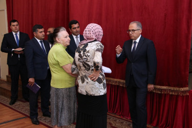 Rayon İcra Hakimiyyətinin başçısı Badamdar qəsəbəsində sakinlərlə səyyar görüş keçirmişdir