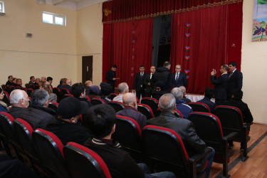 Rayon İcra Hakimiyyətinin başçısı Badamdar qəsəbəsində sakinlərlə səyyar görüş keçirib