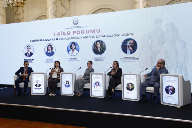 Səbail rayonunun nümunəvi ailələri I Ailə Forumunda iştirak ediblər