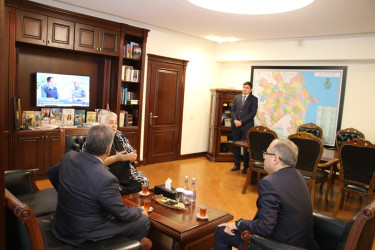 Rayon İcra Hakimiyyətinin başçısı şəhid anası Mehriban Əmrahova ilə görüş keçirmişdir