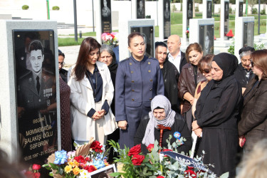 Hərbi Memorial Məzarlıqda Vətən müharibəsi şəhidi Məmmədağa Səfərovun ildönümü münasibətilə məzarı ziyarət olunub