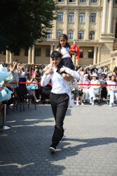 Səbail rayonunun ümumtəhsil məktəblərində “Son zəng” tədbirləri keçirilib