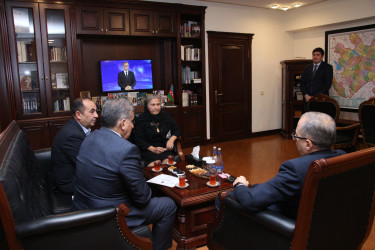 Rayon İcra Hakimiyyətinin başçısı Vətən müharibəsi şəhidi Əli Tağıyevin ailə üzvləri ilə görüş keçirmişdir