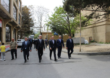 Rayon İcra Hakimiyyətinin başçısı Badamdar qəsəbəsində əraziyə baxış keçirib