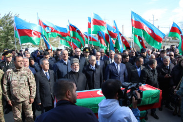 Birinci Qarabağ müharibəsində itkin düşmüş şəhid Elçin Quliyevlə vida mərasimi keçirilib