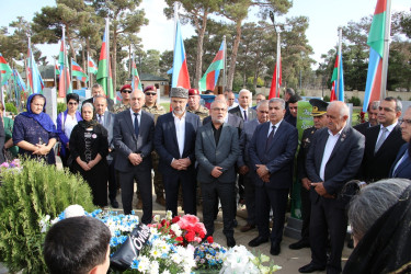 Azərbaycan Silahlı Qüvvələrinin mayoru İlkin Əhədzadənin şəhid olmasının ildönümü ilə əlaqədar II Fəxri Xiyabandakı məzarı ziyarət olundu