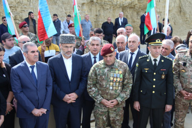 Səbail rayonunda Anım Günü ilə əlaqədar şəhidlərin məzarları ziyarət olundu