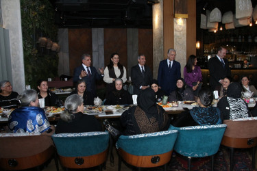 Səbaildə “8 Mart – Beynəlxalq Qadınlar Günü” münasibətilə şəhid anaları ilə görüş keçirilib